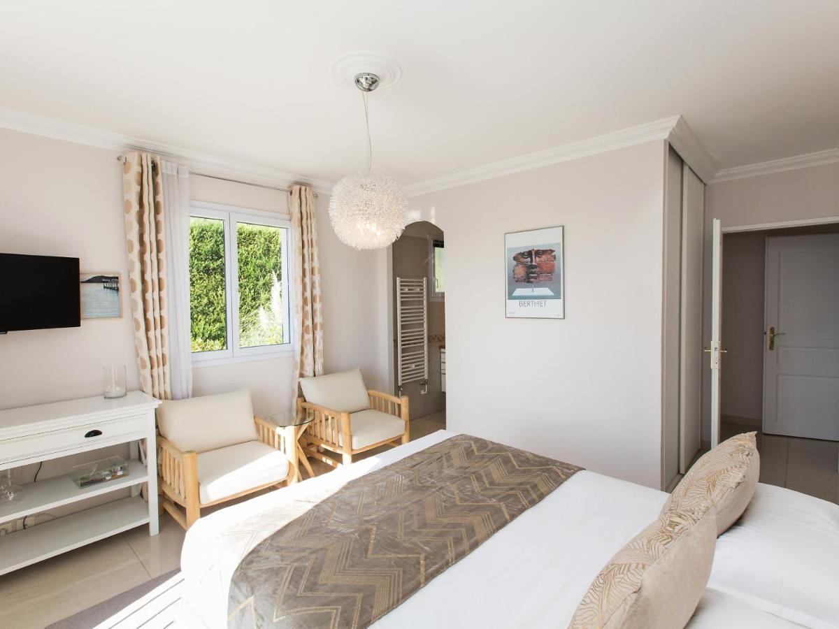 Les Chambres D'Hotes De มูแฌ็ง ภายนอก รูปภาพ